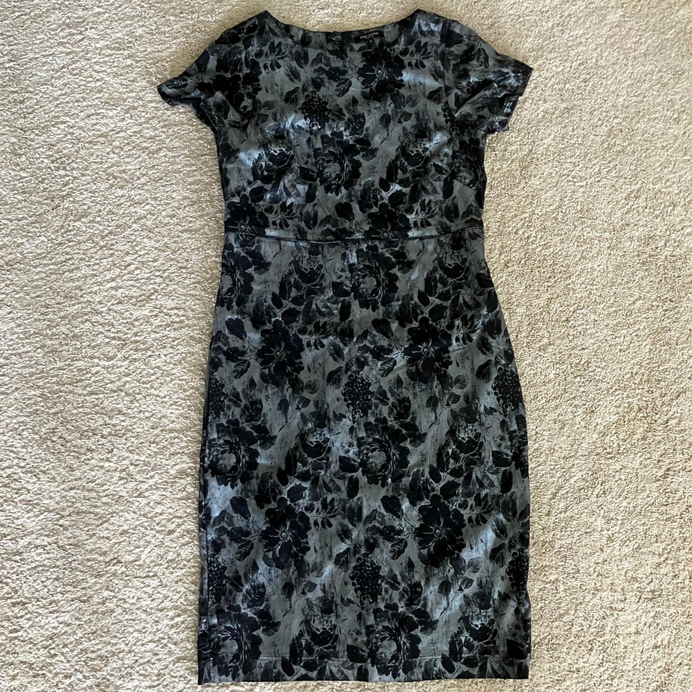 Park Avenue Knee Length Metallic Grey and Black Floral Print Dress - Size 12
